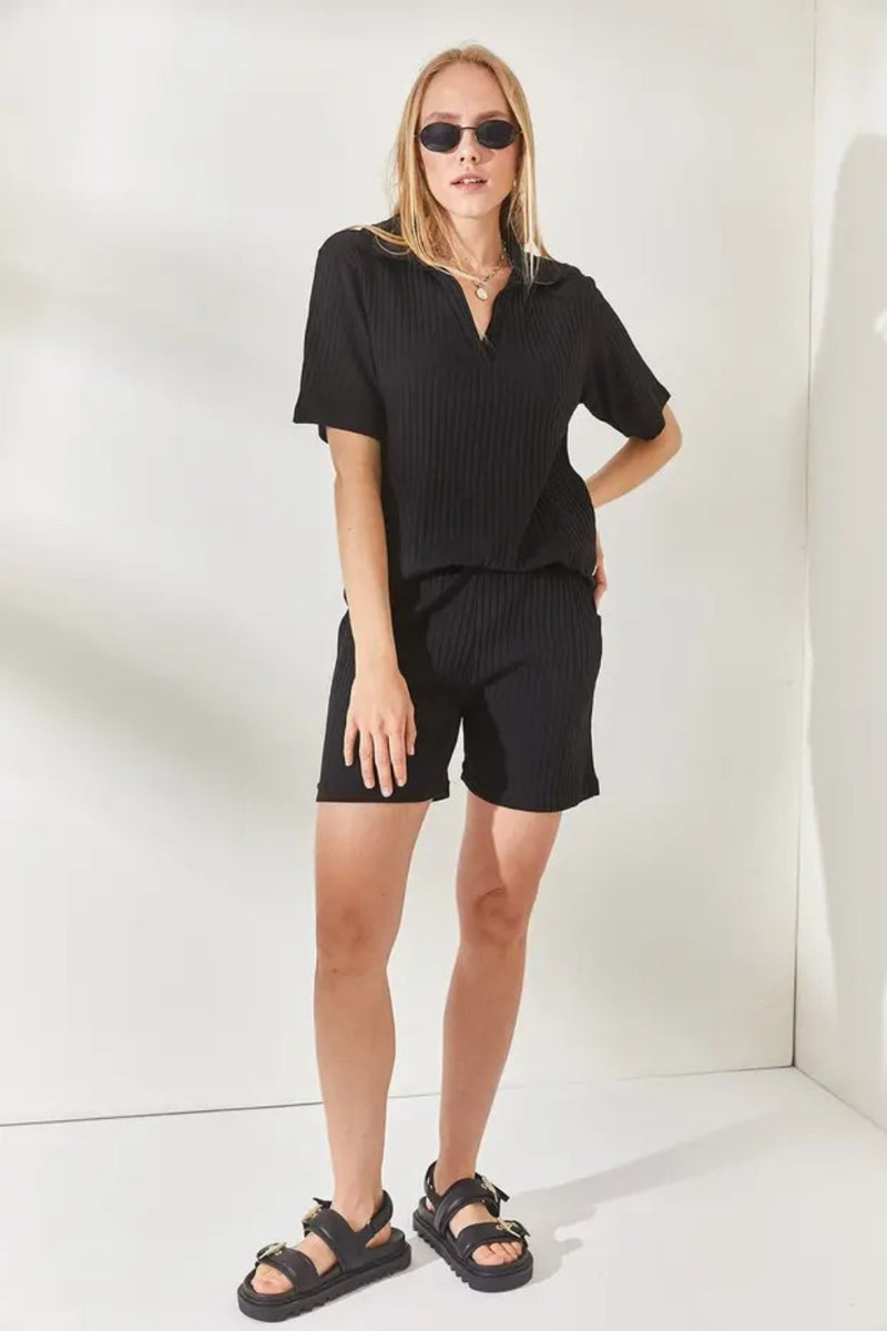 2-Piece Set Dusty Rose Polo Collar Top with Ribbed Pocket Shorts
