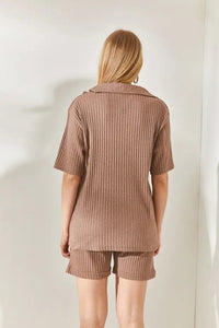 2-Piece Set Dusty Rose Polo Collar Top with Ribbed Pocket Shorts
