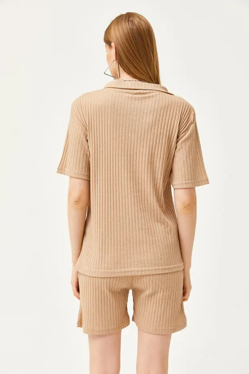 2-Piece Set Dusty Rose Polo Collar Top with Ribbed Pocket Shorts