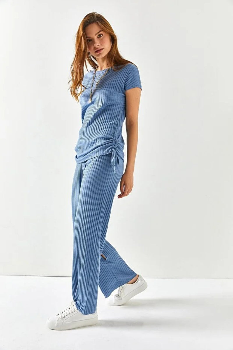 2-Piece Set – Side-Ruched Blouse and Palazzo Pants