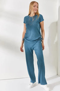 2-Piece Set – Side-Ruched Blouse and Palazzo Pants