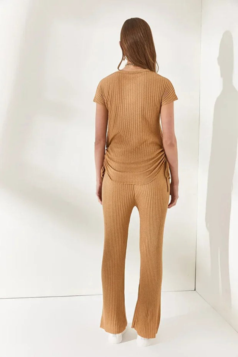 2-Piece Set – Side-Ruched Blouse and Palazzo Pants
