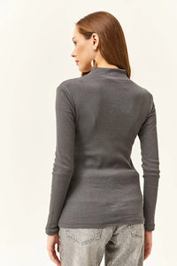 Zippered Turtleneck Stretch Blouse