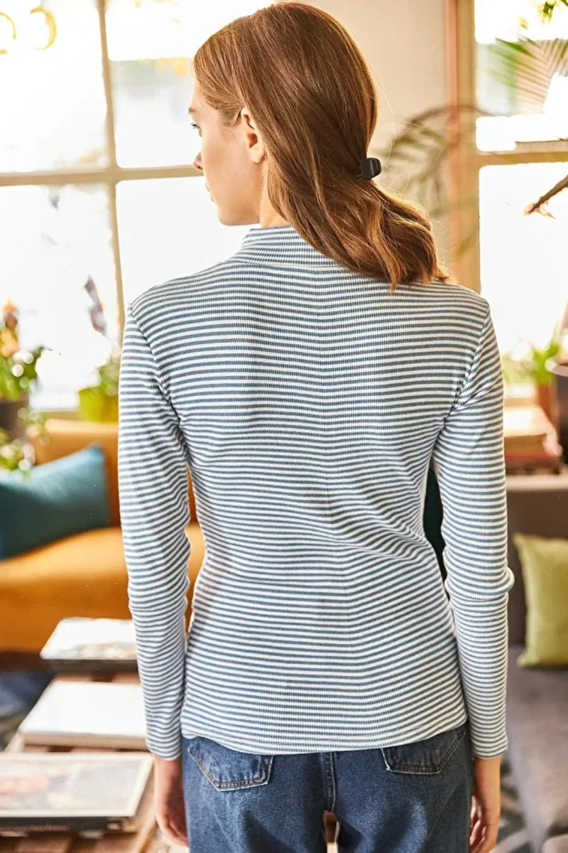 Zippered Turtleneck Stretch Blouse
