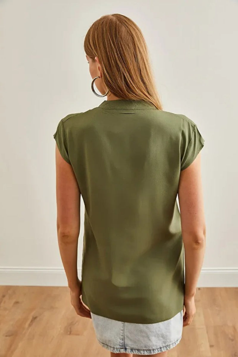 Sleeveless V-Neck Shirt