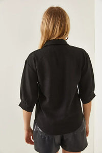 Linen Shirt with Wooden Buttons and Three-Quarter Sleeves