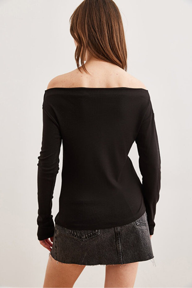 Premium Soft Touch Boat Neck Stretch Blouse