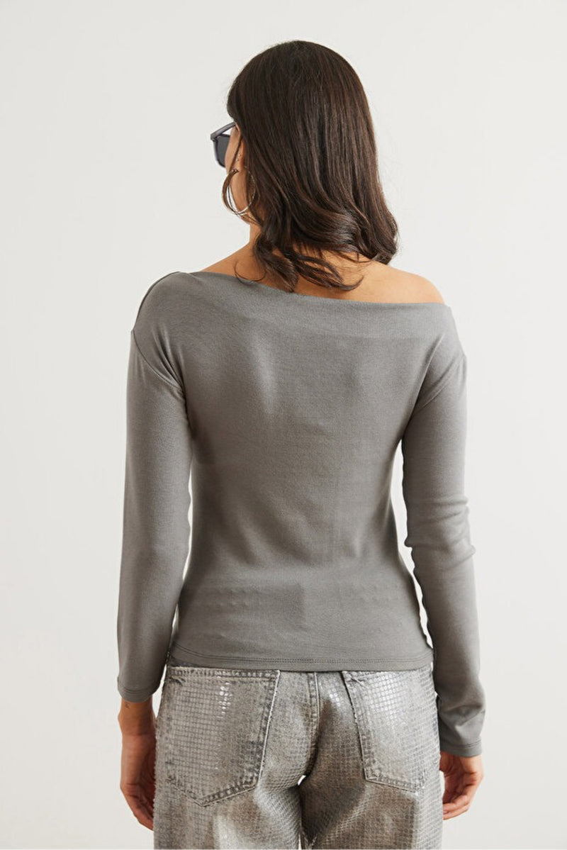 Premium Soft Touch Boat Neck Stretch Blouse