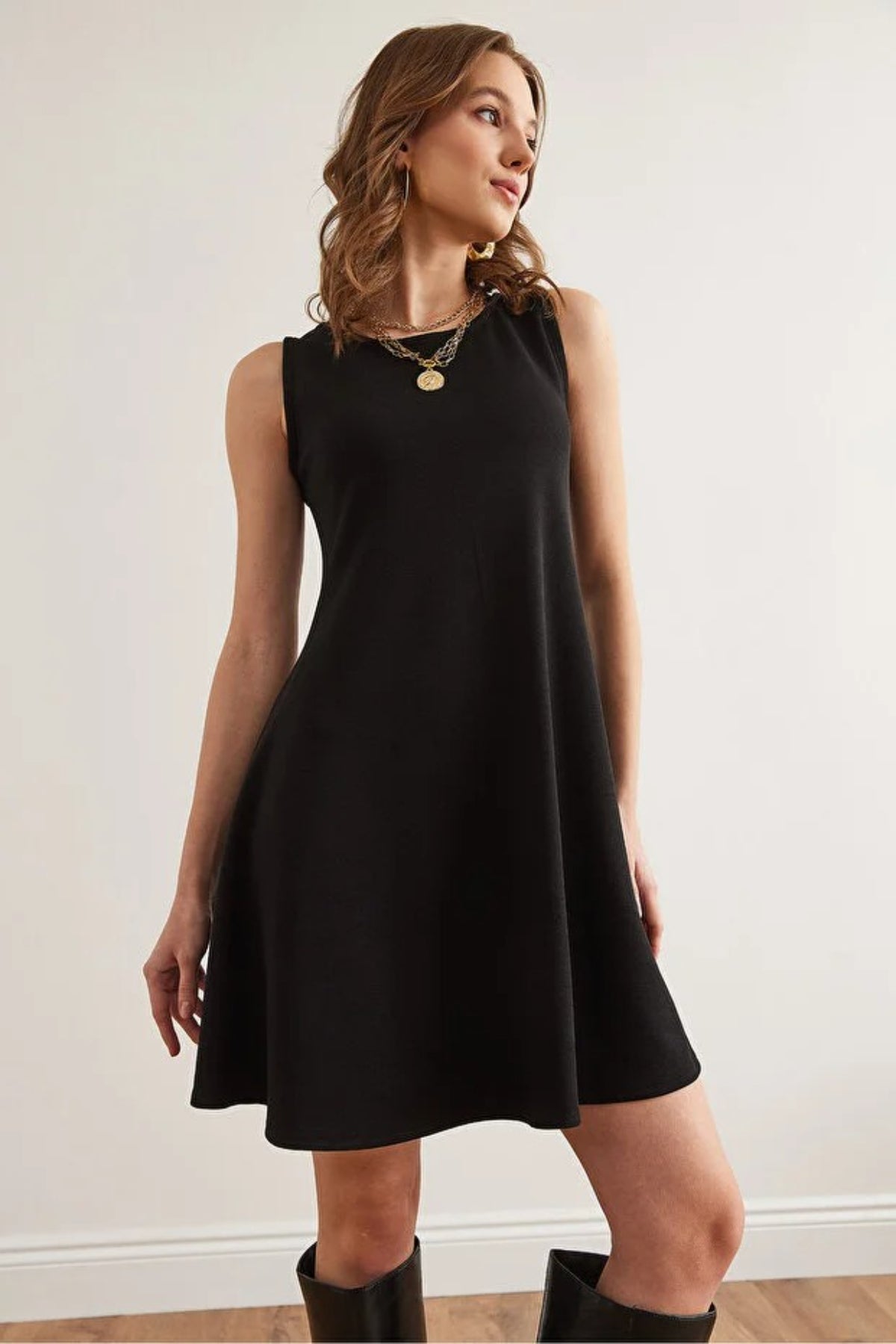Crew Neck Flared Crepe Knit Dress