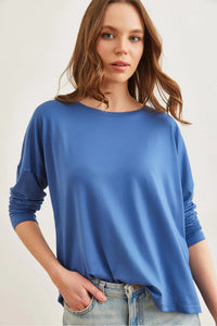 Crew Neck Draped Batwing Viscose Blouse