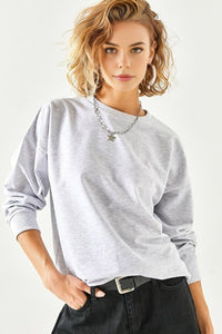 Basic Soft-Textured Oversized Sweatshirt