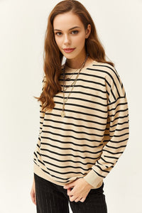 Basic Soft-Textured Oversized Sweatshirt