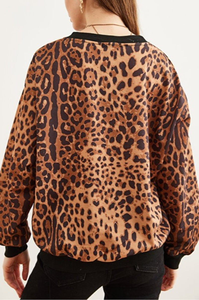 Basic Soft-Textured Oversized Sweatshirt