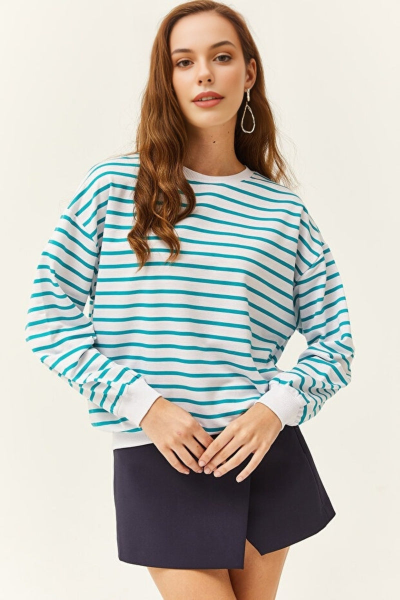 Basic Soft-Textured Oversized Sweatshirt