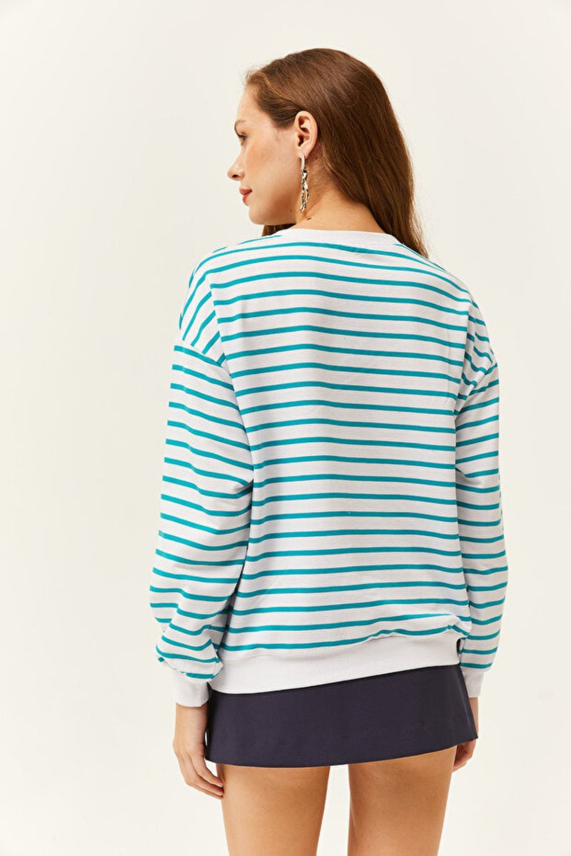 Basic Soft-Textured Oversized Sweatshirt