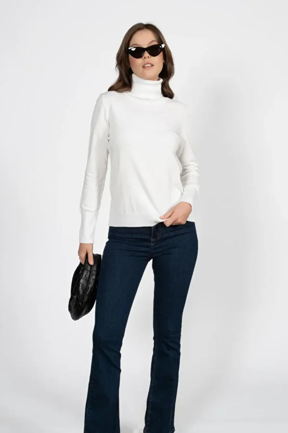White Full Turtleneck Knit Sweater