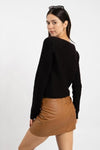 Bow Slim-Fit Zigzag Knit Sweater with Bow – Black