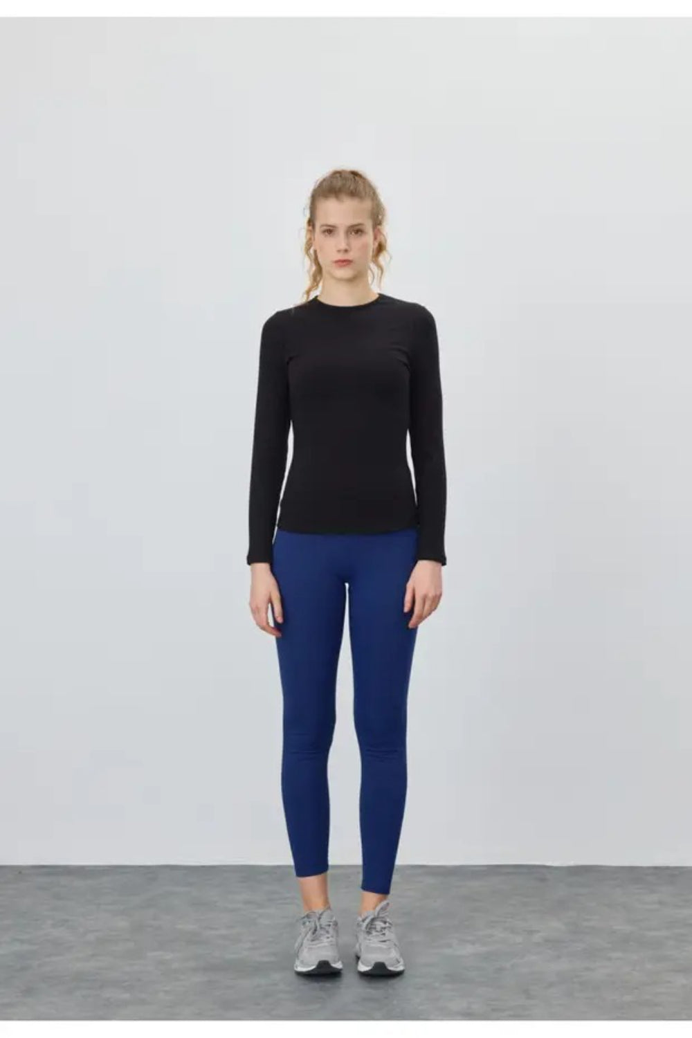 Black Long-Sleeve Ribbed T-Shirt