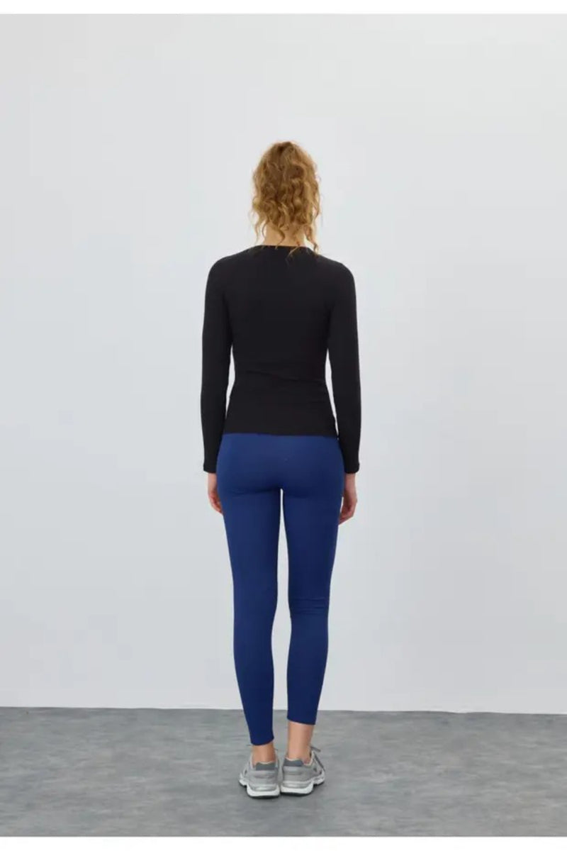 Black Long-Sleeve Ribbed T-Shirt