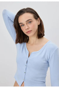 Buttoned Soft Crop Cardigan with Raw-Edge Hem