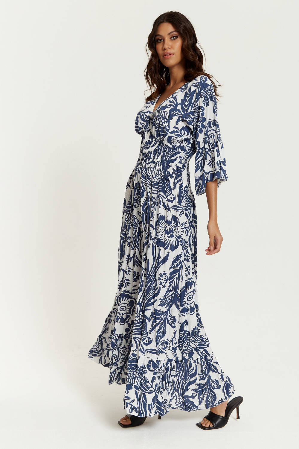 Oversized V Neck Detailed Floral Print Maxi Dress in Navy and White