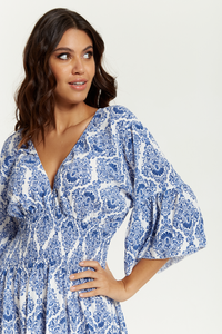 Oversized V Neck Detailed Printed Midi Dress in Blue and White