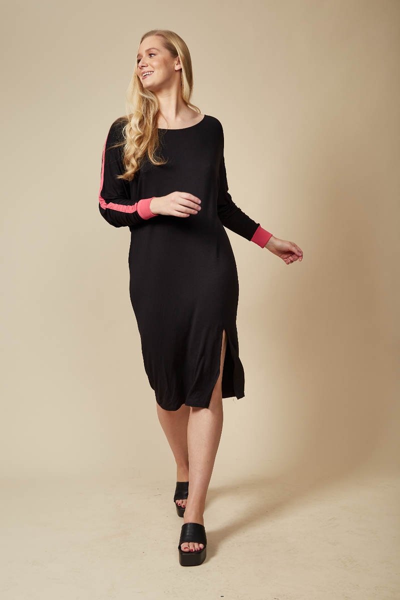 Relaxed Fit Dress with Pink Line in Black