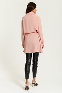 Oversized Belt Detailed Shirt Tunic with Long Sleeves in Pink