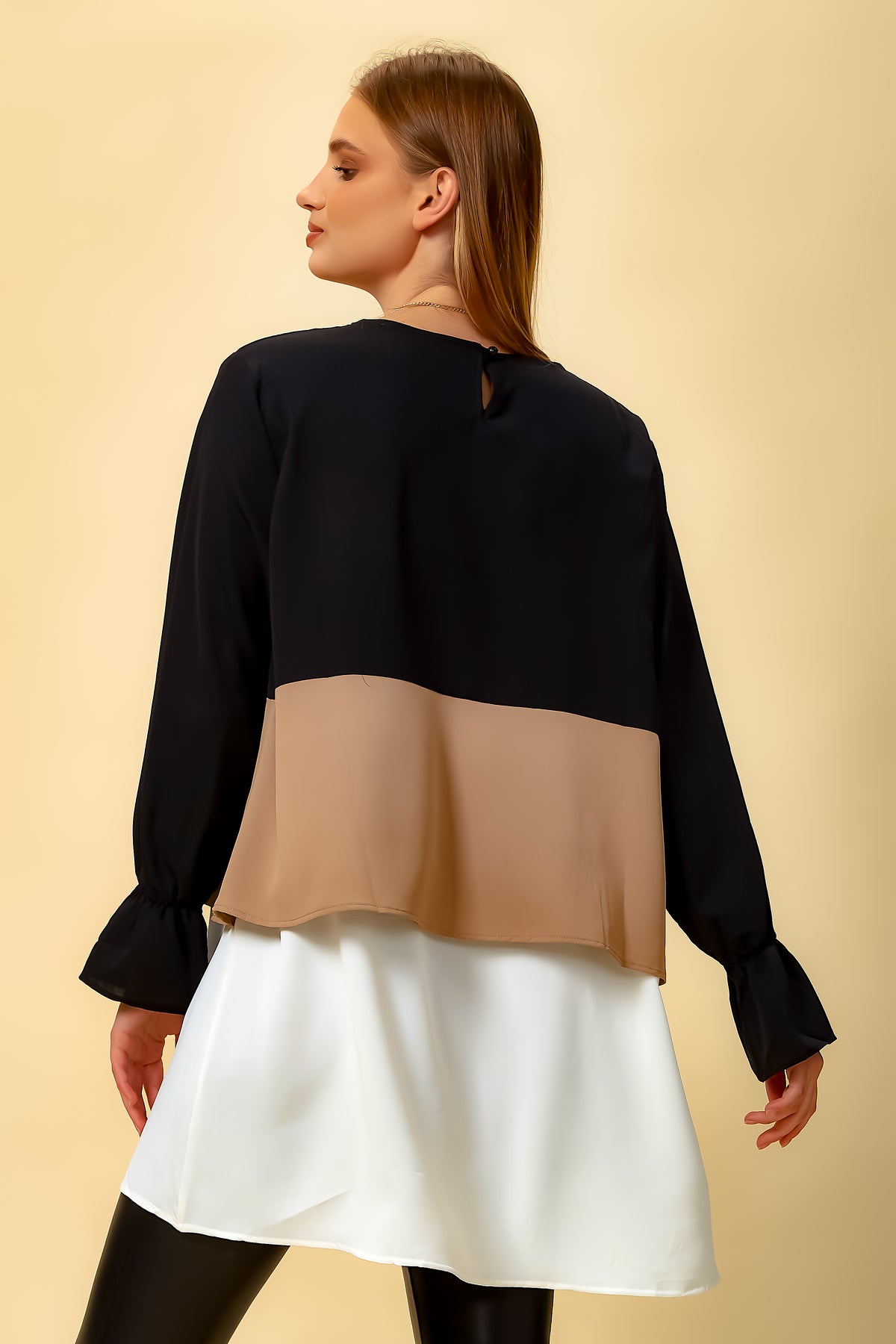 Oversized Colour Block Top in Black, Beige and White