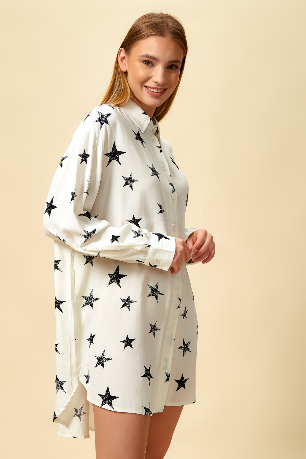 Oversized Tunic Shirt with Star Printed in White