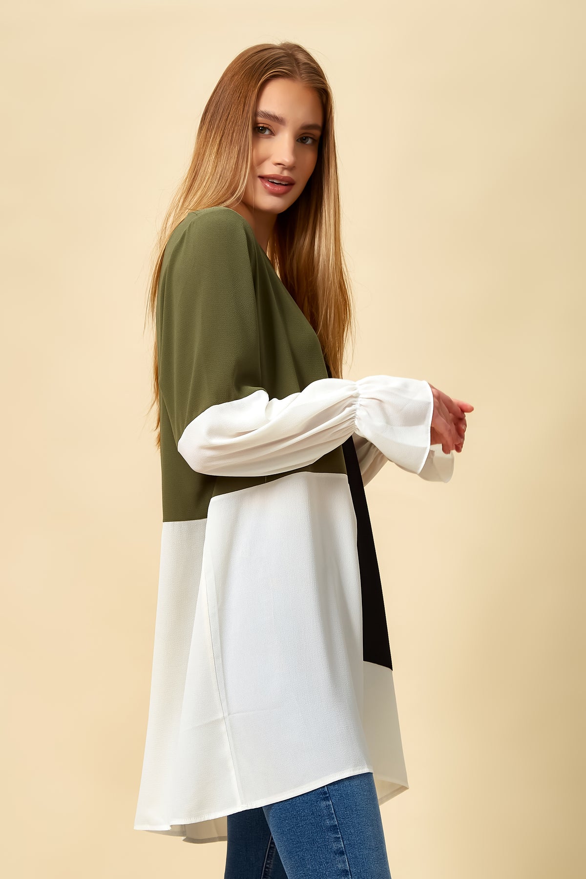 Oversized Colour Block Top in Black, Green and White