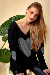 Oversized Long Sleeves Heart Top with V Neck in Black