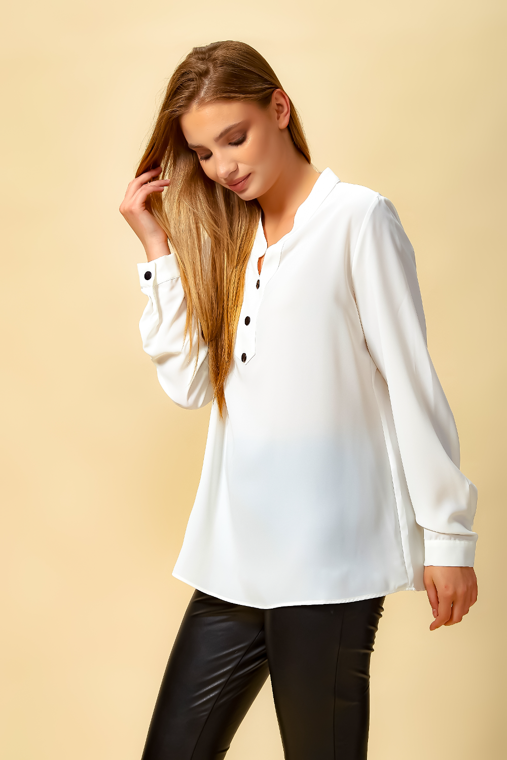 Oversized Long Sleeves Top with Button Details in White