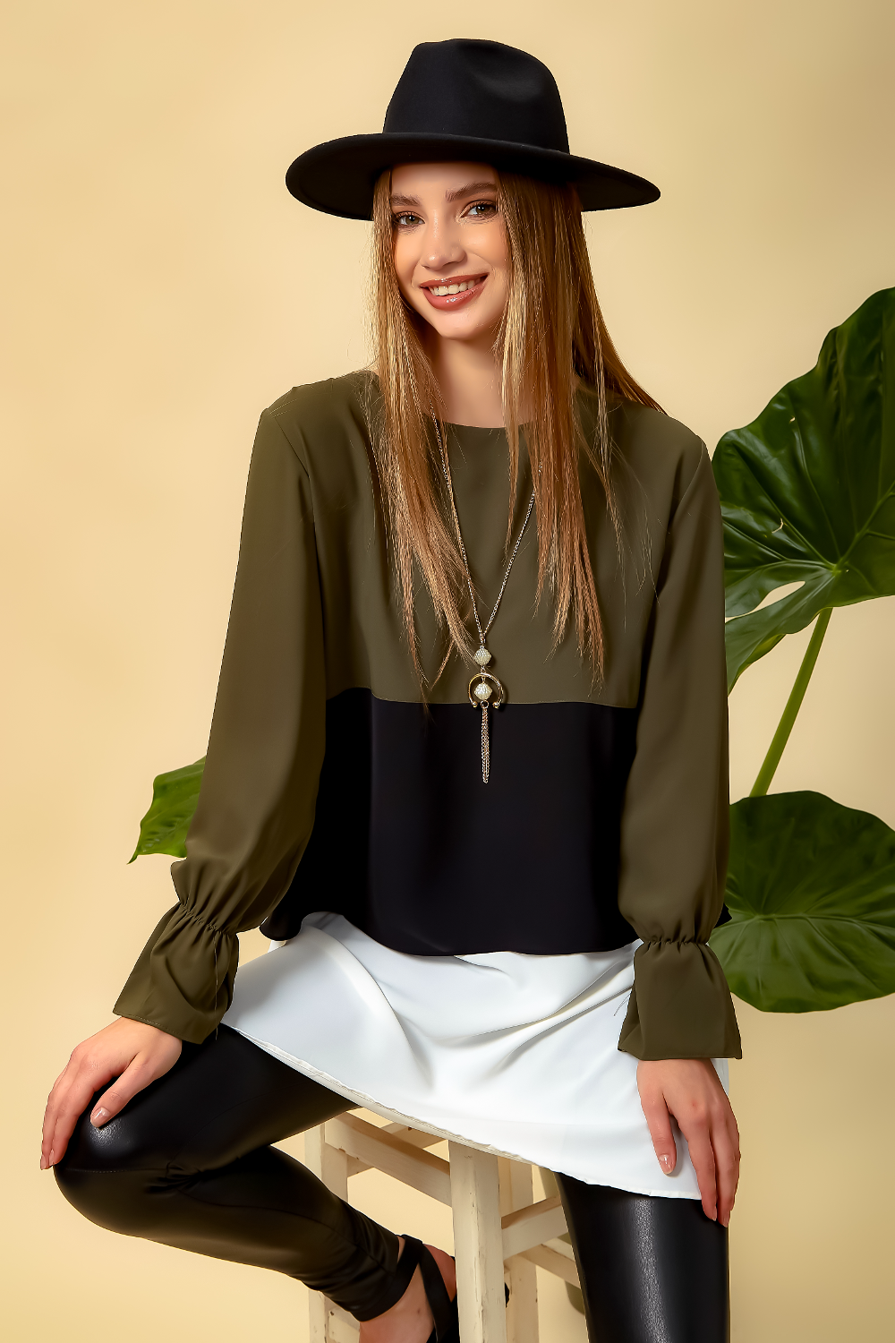 Oversized Colour Block Top in Khaki, Black and White