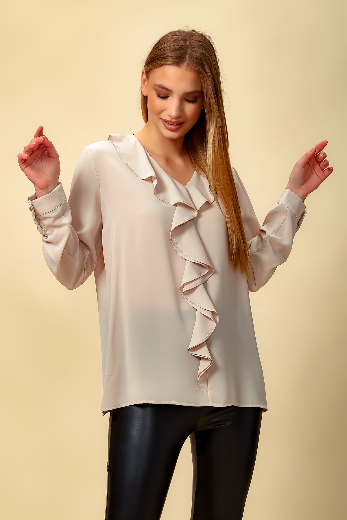 Oversized Top with Frilled Front in Light Pink