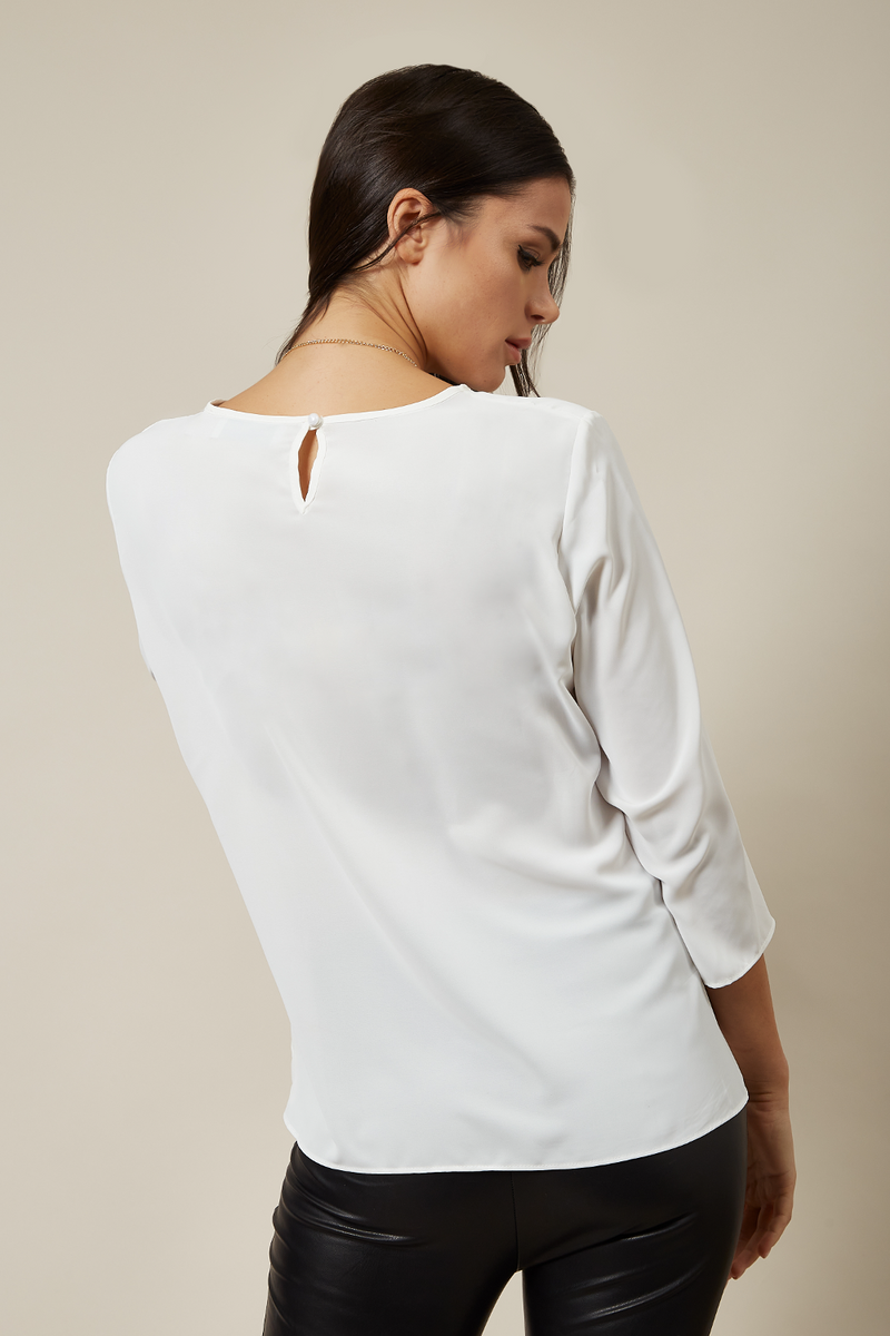 3/4 Sleeve Relaxed Layered Top With Necklace In White