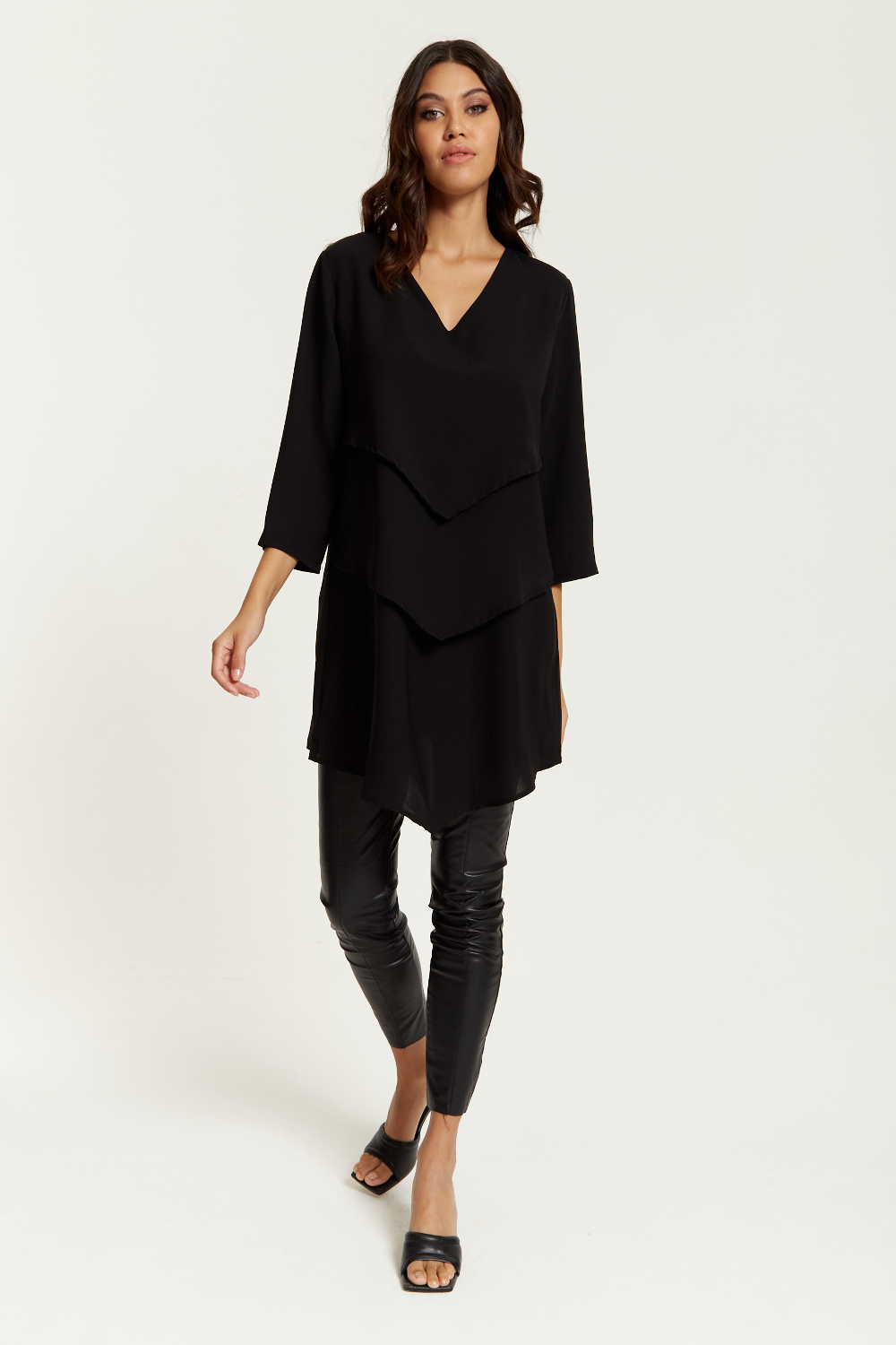 3/4 Sleeves V Neck Oversized Layered Tunic in Black