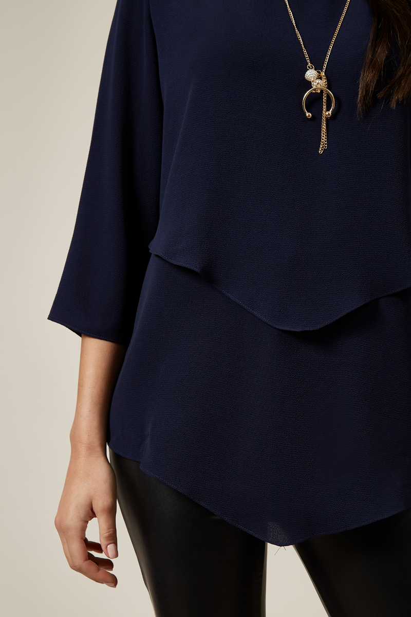 3/4 Sleeve Relaxed Layered Top With Necklace In Navy