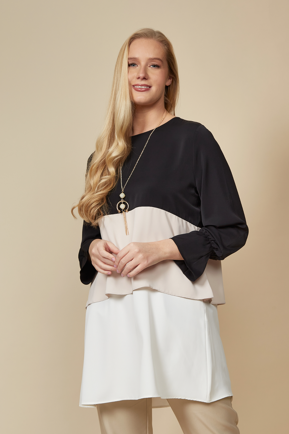 Oversized Colour Block Top in Black, Beige and White