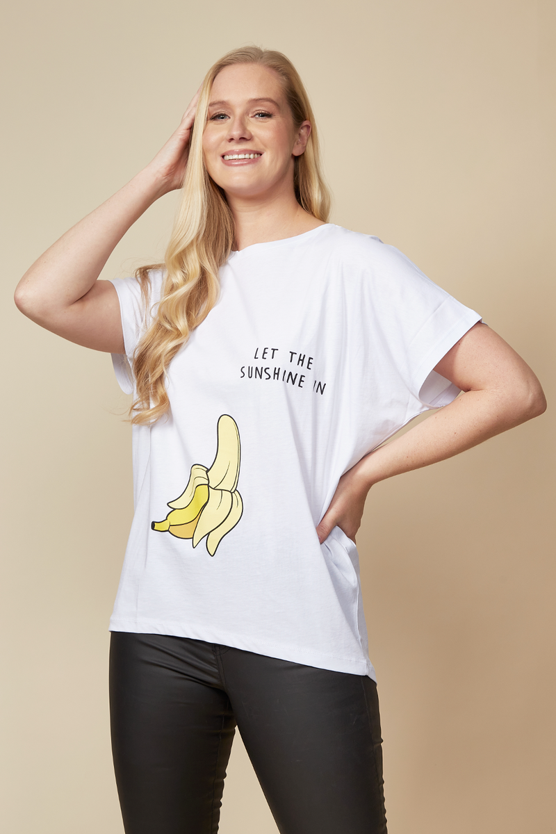 Oversized Banana T-Shirt in White