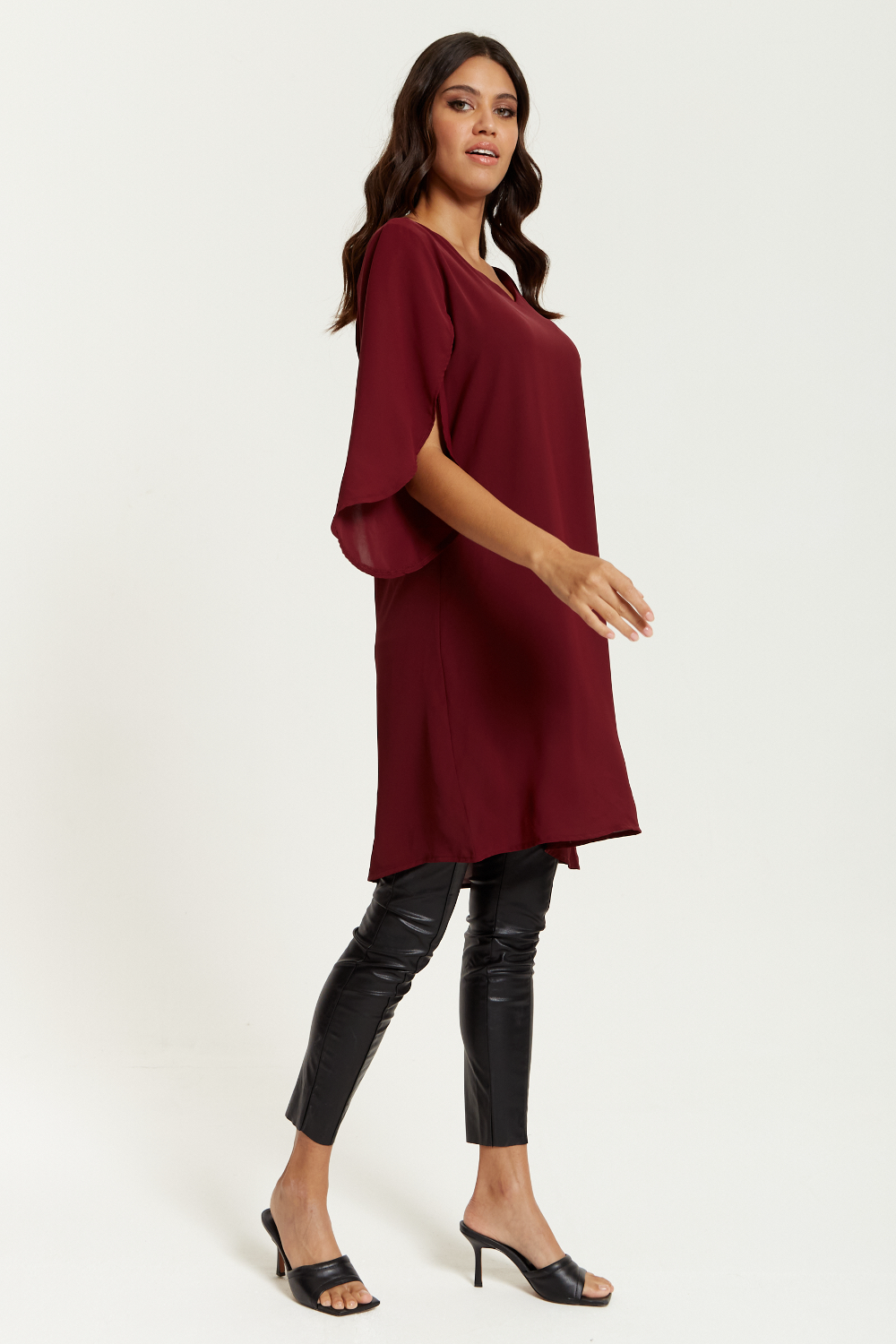 Oversized V Neck Tunic with Split Sleeves in Burgundy