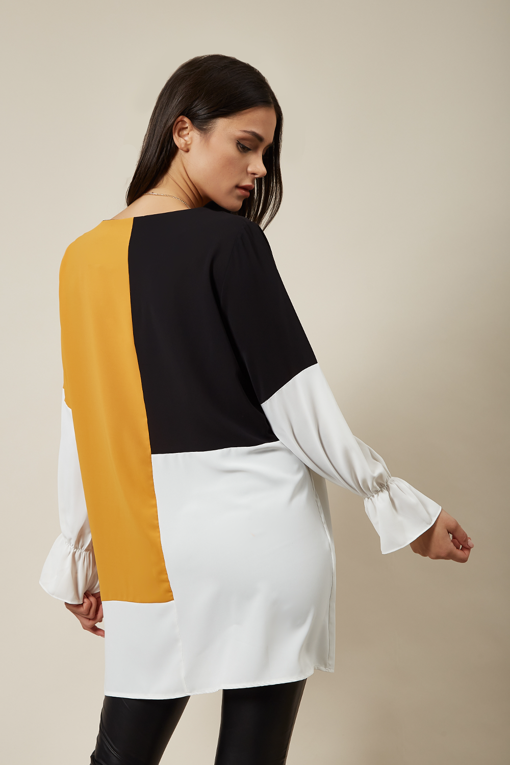 Oversized Colour Block Top In Black And Yellow