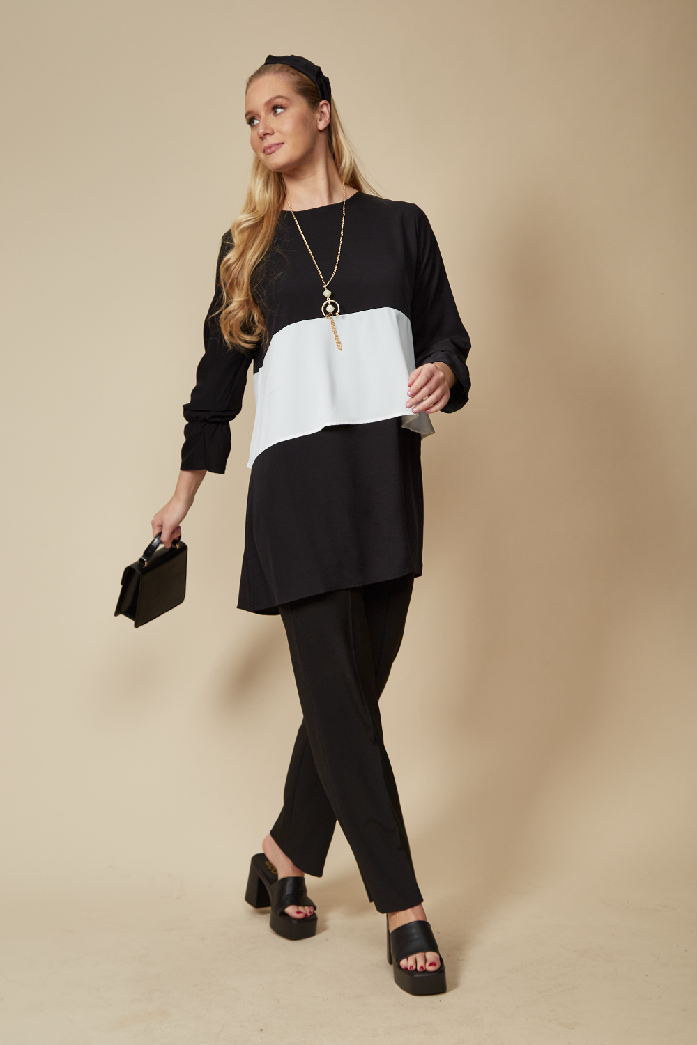 Oversized Colour Block Top in Black and White