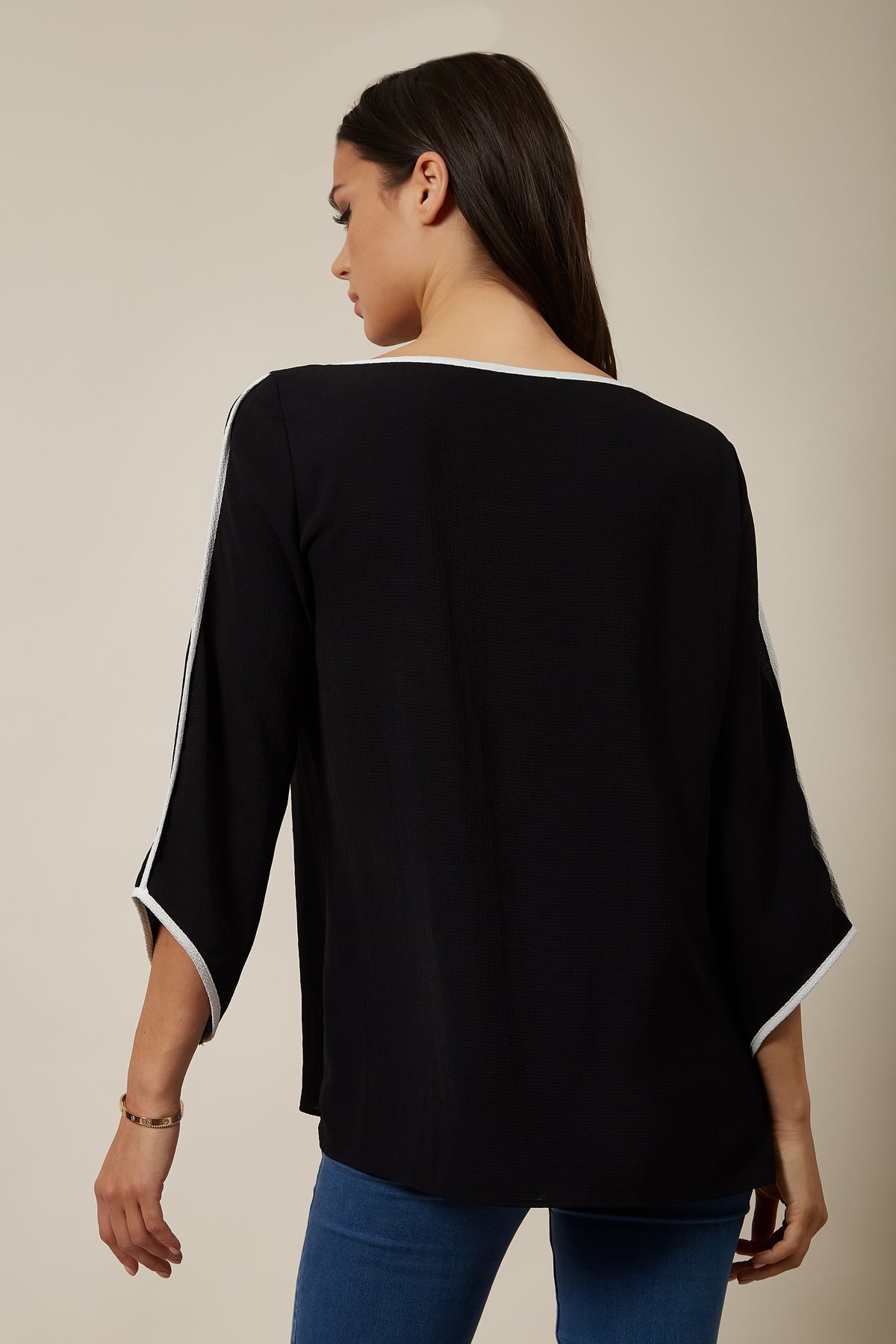 Oversized Top with Details in Black