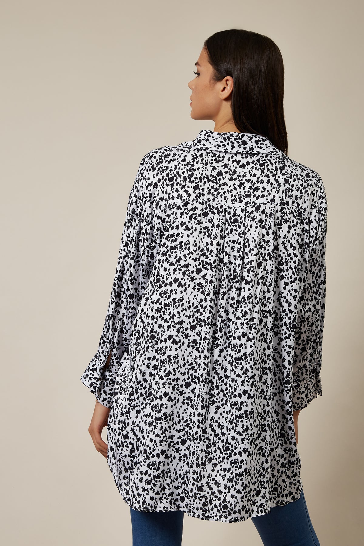 Oversized Shirt in Leopard Print