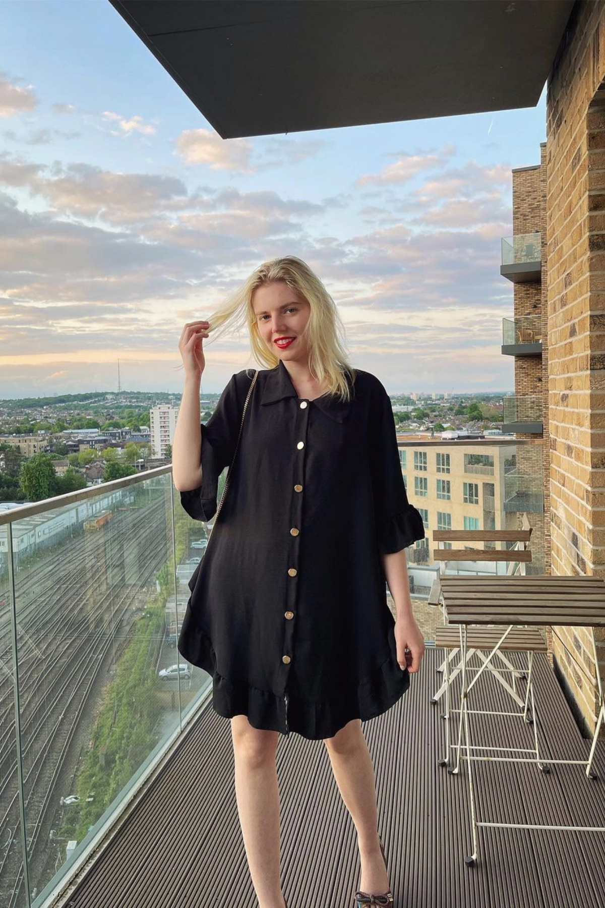 Ruffle Detailed 3/4 Sleeves Tunic Shirt in Black
