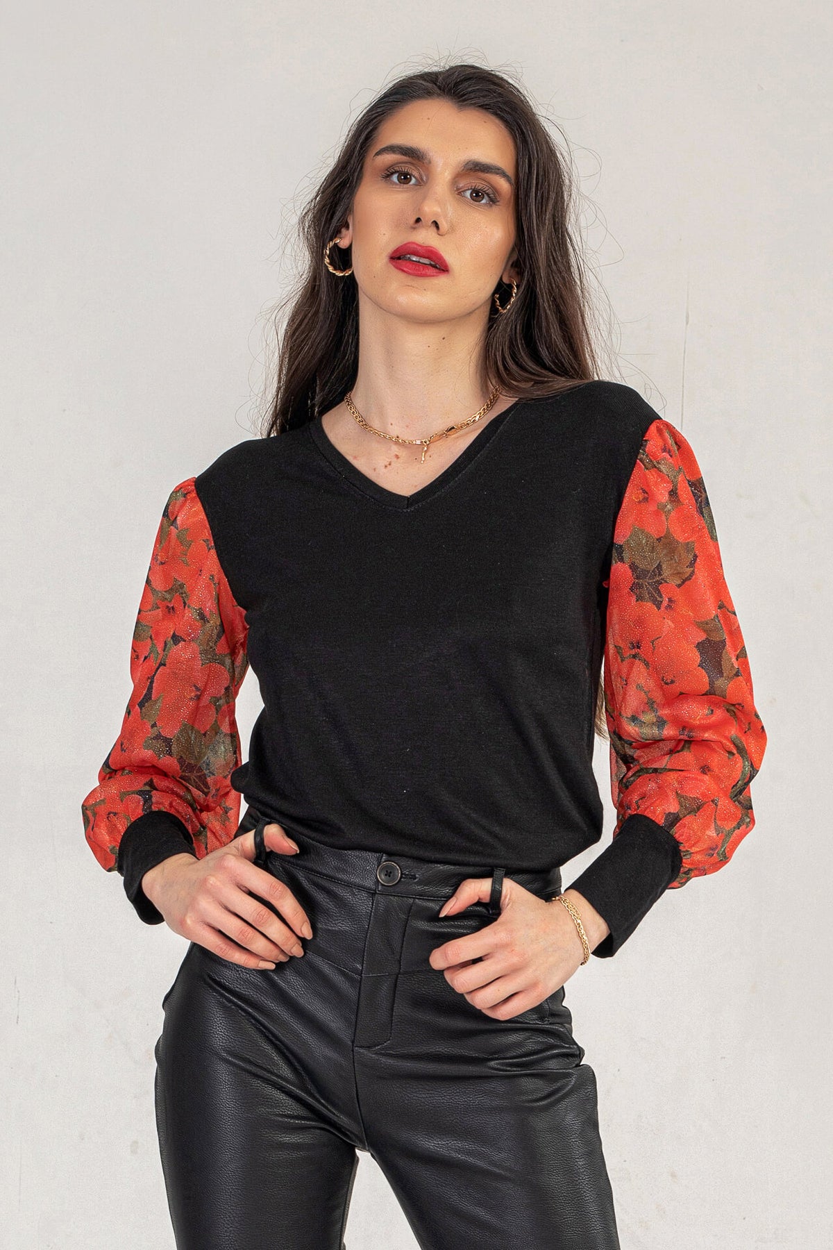 Black Jumper With Puffed Red Floral Sleeves