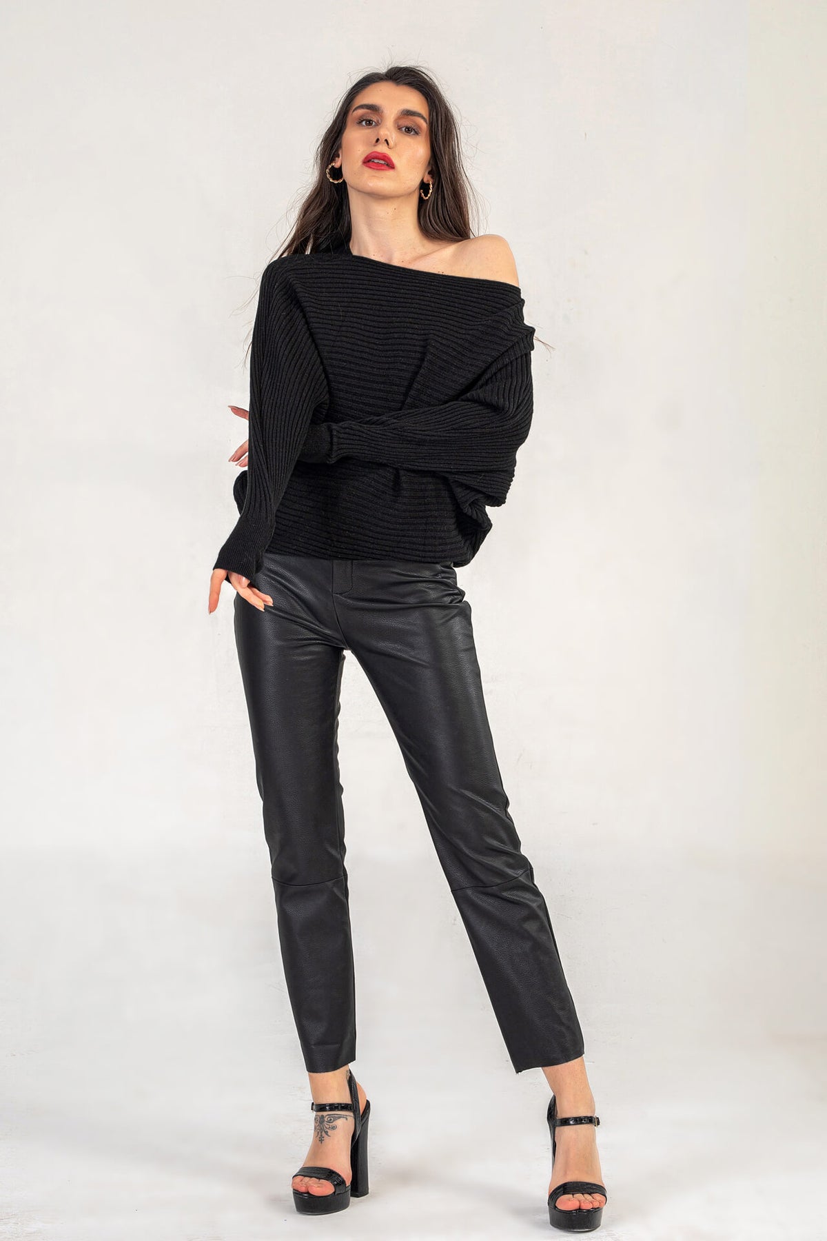 Black Knitted Relaxed Fit Jumper