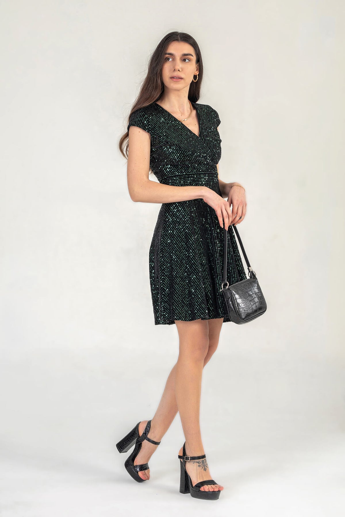 Cap Sleeve Sequin Mini Dress In Green