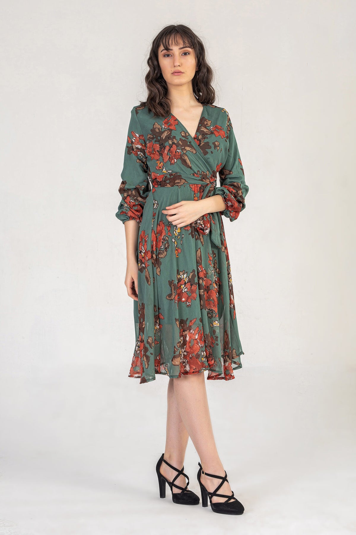 Khaki Floral Print Midi Dress With Ruched Sleeves